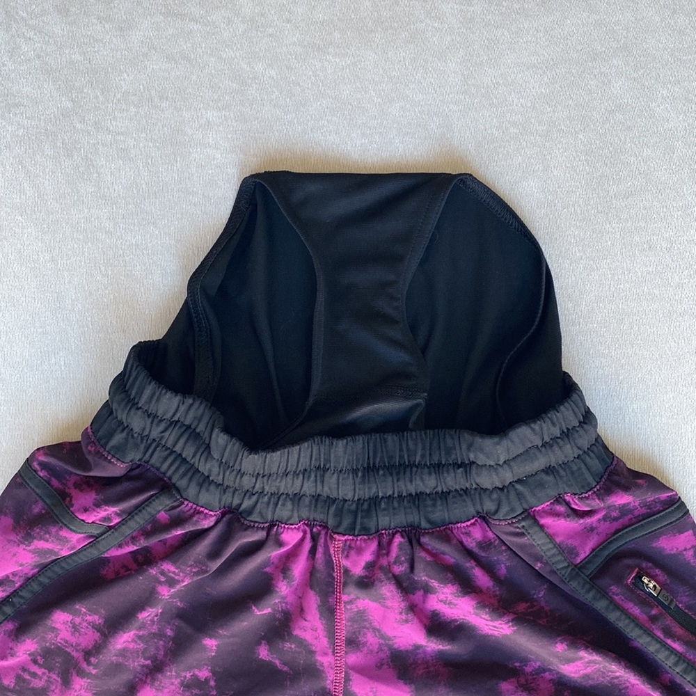Lululemon Tracker Shorts - Picture 7 of 7